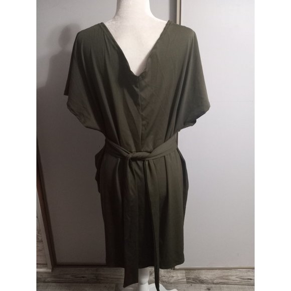 Shein Curve 1XL Green Deep V Casual Occasion Date Knee Length Classic Stretch Dr - Picture 3 of 4